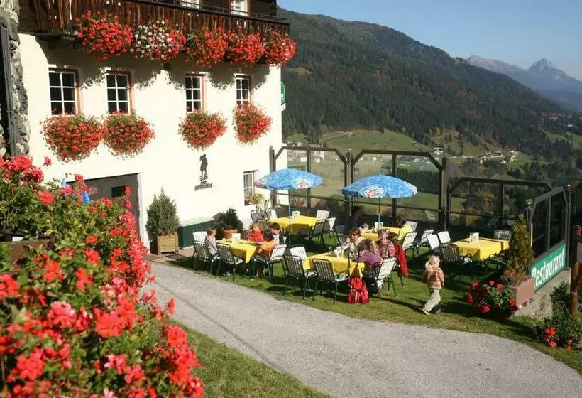 Retkeilymaja Berggasthof   Pension Lahnerhof