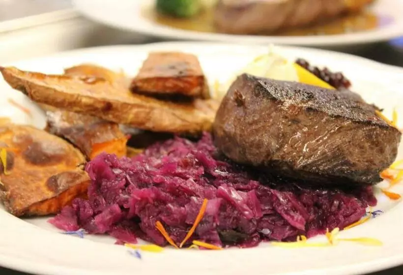 Retkeilymaja Berggasthof   Pension Lahnerhof