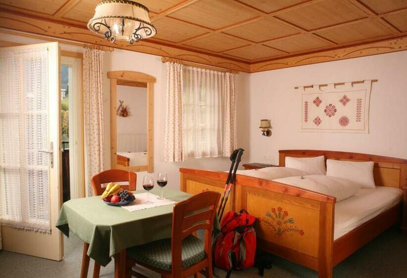 Общежитие Berggasthof   Pension Lahnerhof