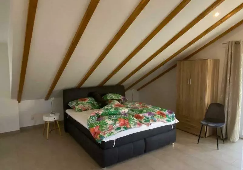 Retkeilymaja Ferienwohnungen Martin Lafar