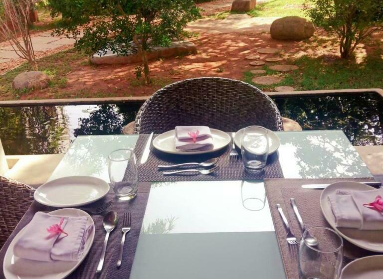 تختخواب و صبحانه Temple Tree Retreat