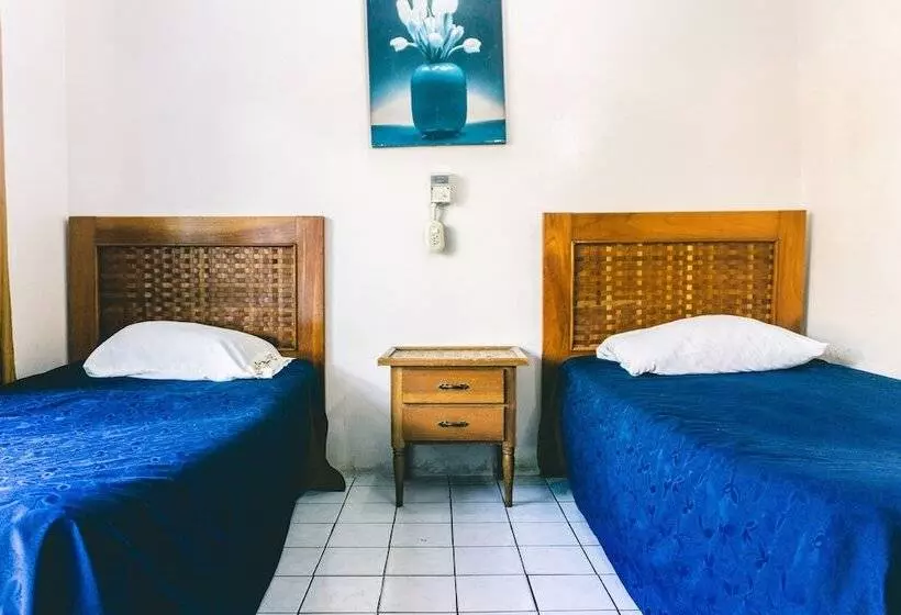 Hotelli Cabinas El Prado