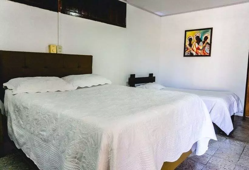 Hotelli Cabinas El Prado