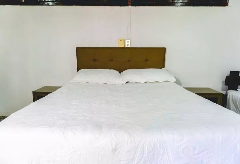 Hotelli Cabinas El Prado