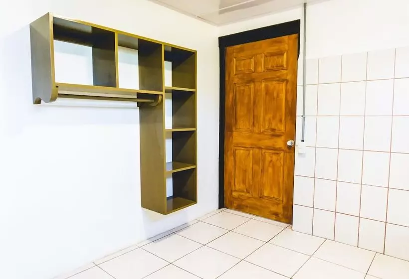 Hotelli Cabinas El Prado