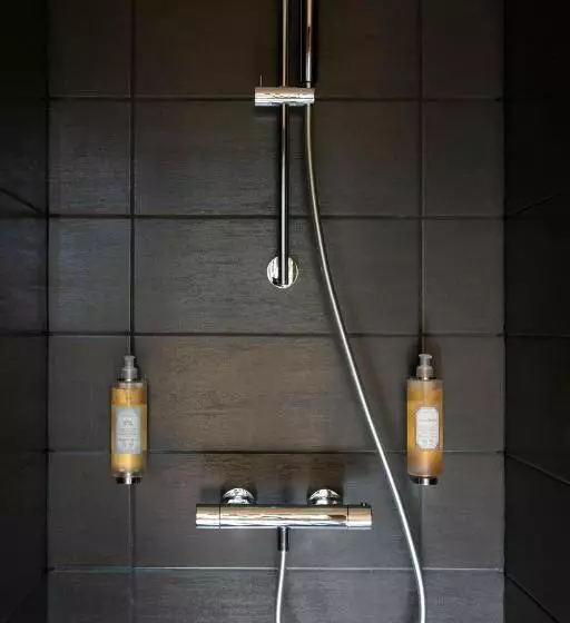 Hotelli Hôtel 48°nord & Restaurant, The Originals Relais