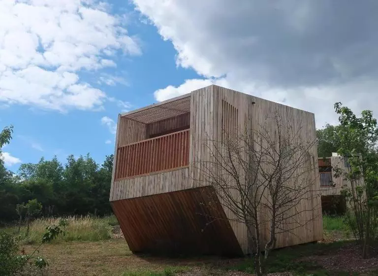 Hotelli Hôtel 48°nord & Restaurant, The Originals Relais