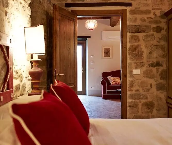 Hotelli Podere Di Moiata