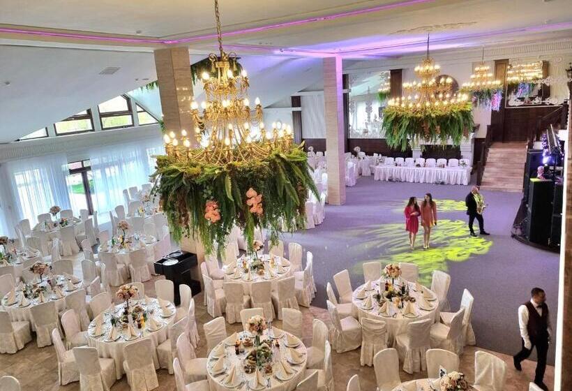 בית מלון כפרי Vila Restaurant Transilvania