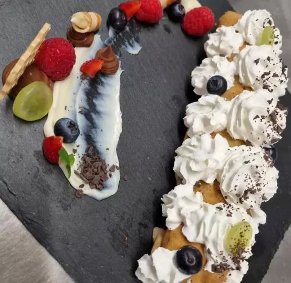 هتل Vila Restaurant Transilvania
