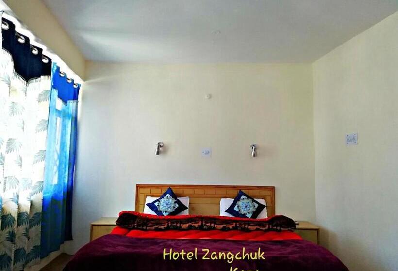 فندق Zangchuk & Restaurant