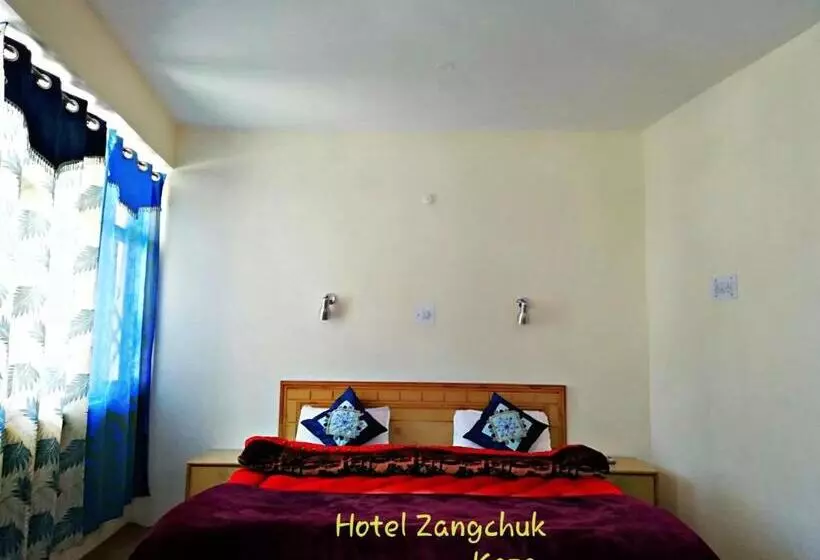 هتل Zangchuk & Restaurant