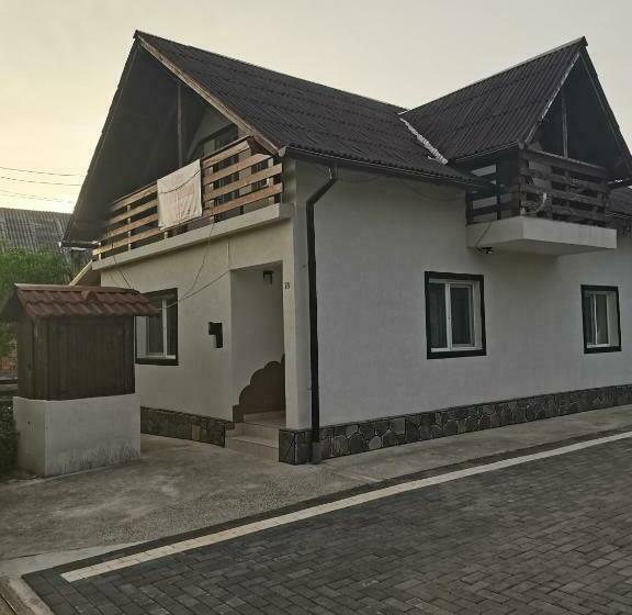 펜션 Casa Madalina