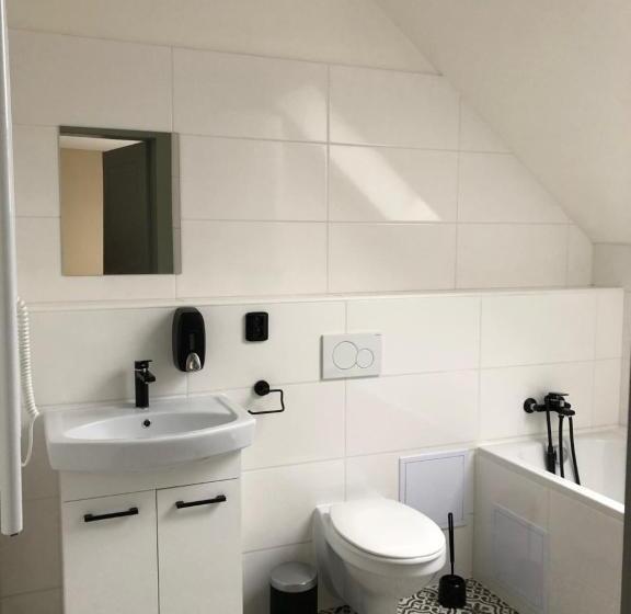 膳宿费 Penzion Lederer