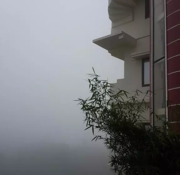 Lomakeskus Biglaand Dew Castle