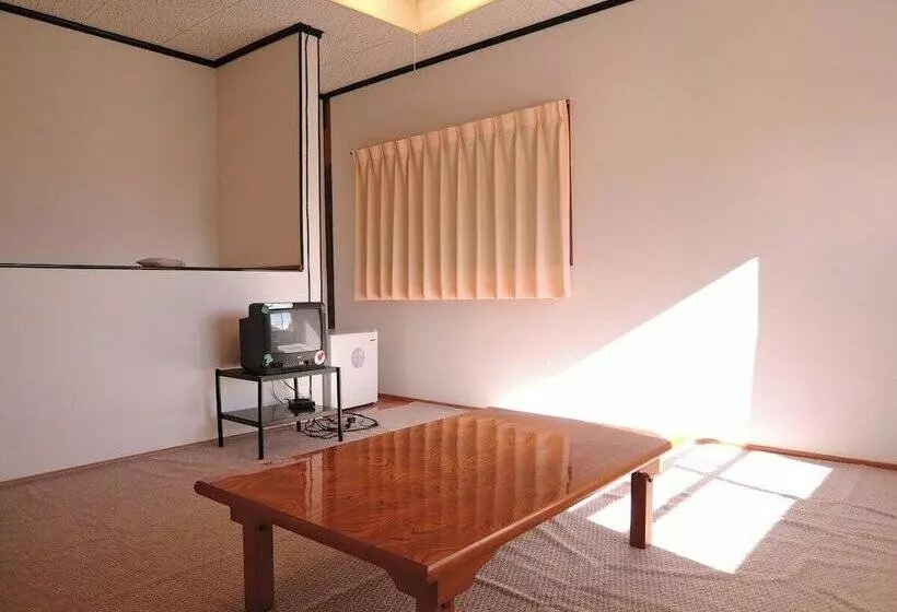 Ryokan Shintaku Sanso