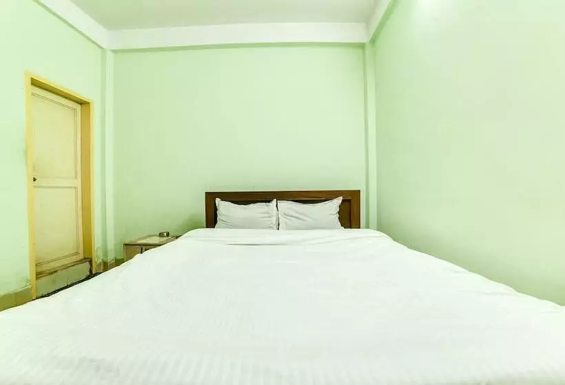 Spot On 62000 Hotel The Raj Palace