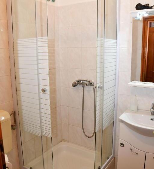 مبيت وإفطار Fábiánics Kastély Misefa