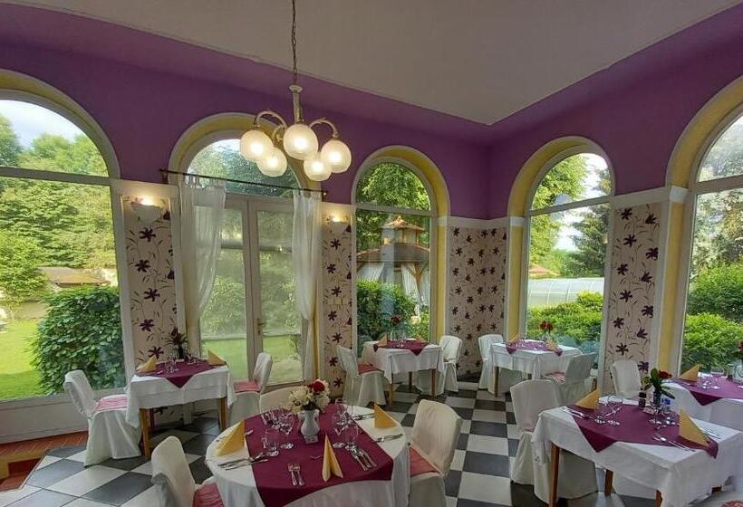 مبيت وإفطار Fábiánics Kastély Misefa