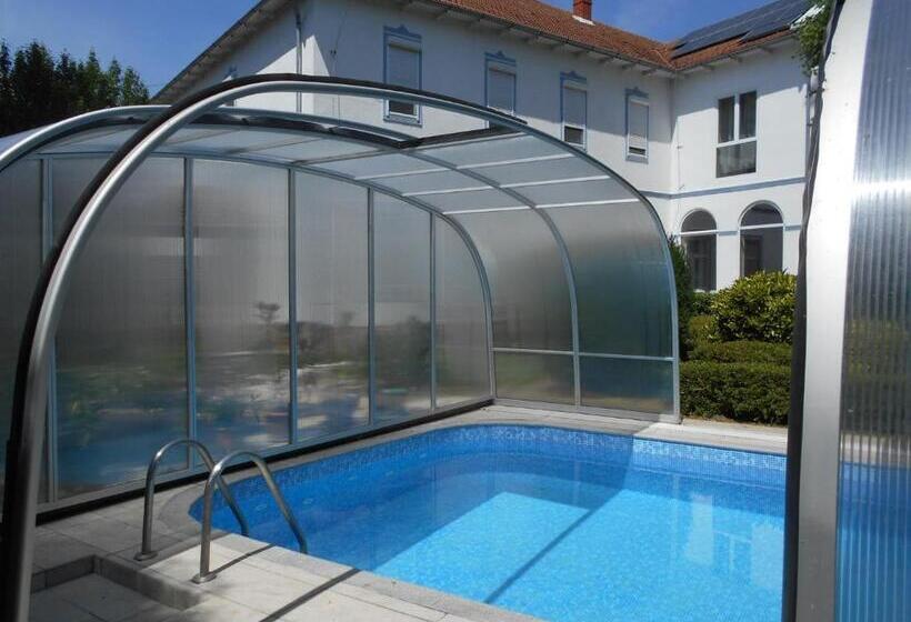 مبيت وإفطار Fábiánics Kastély Misefa