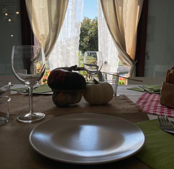 민박 La Selce Farmhouse