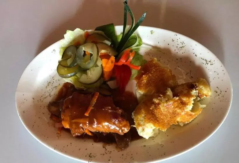 ホテル Calamari Baru