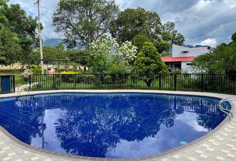 هتل Casa Campestre Urbi En La Finca Villa Lucila