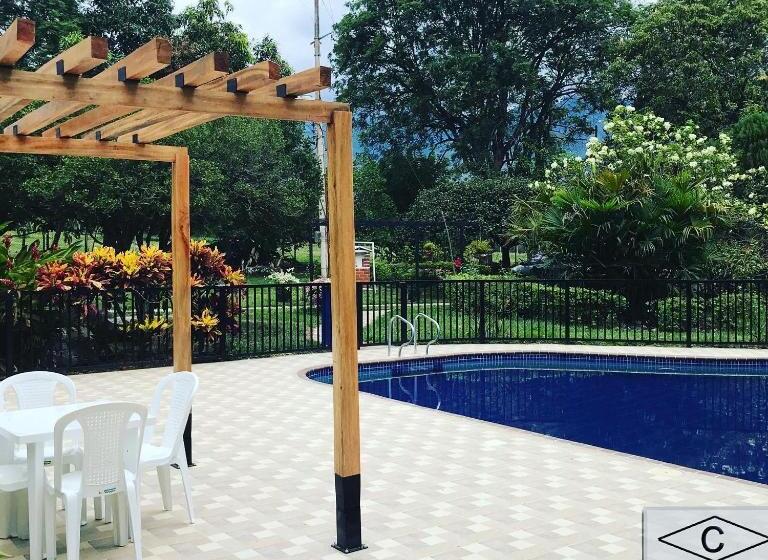 هتل Casa Campestre Urbi En La Finca Villa Lucila