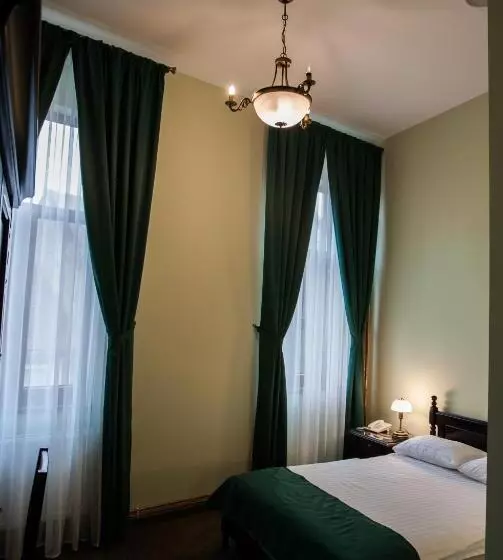 Hotelli Central Carei