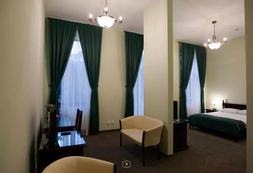 Hotelli Central Carei