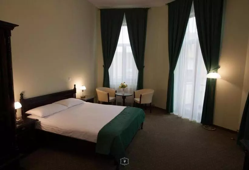 Hotelli Central Carei