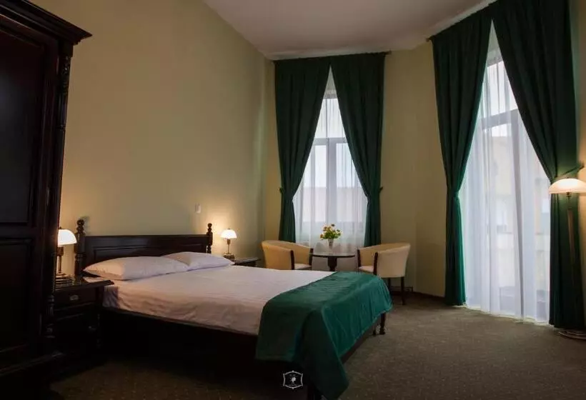 Hotelli Central Carei