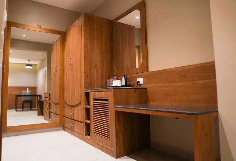 Hotelli Cosmique Clarks Inn Suites Goa