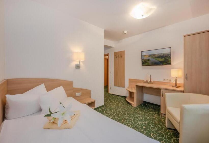 Отель Gasthaus & Pension Natzke