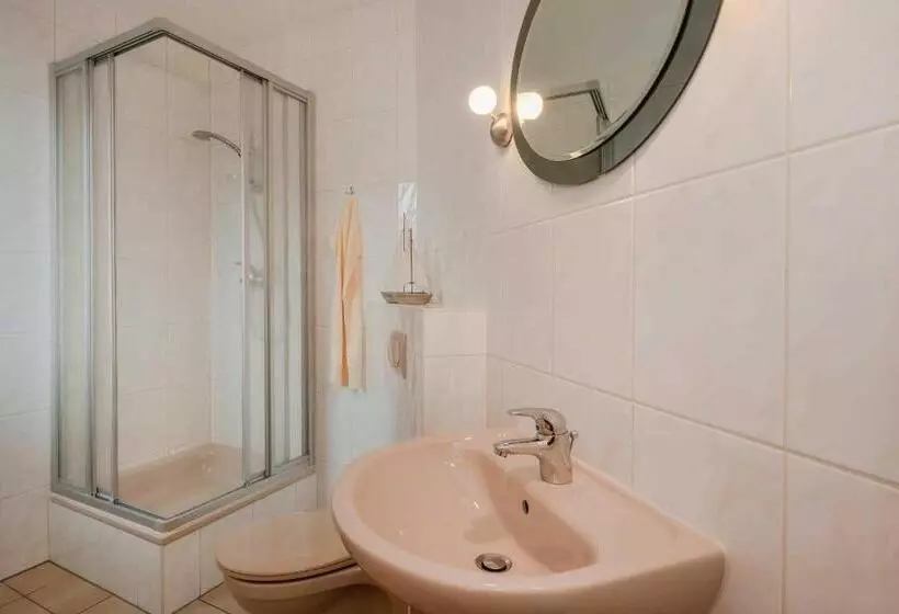 Hotelli Gasthaus & Pension Natzke