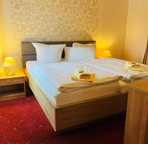 Hotelli Gasthaus & Pension Natzke