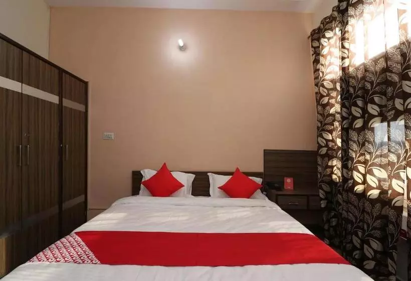 ホテル Oyo 23246 Mann Bed And Breakfast