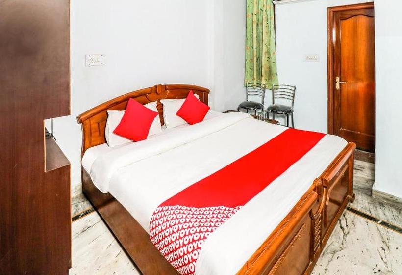 호텔 Oyo 25077 Ashoka Regency