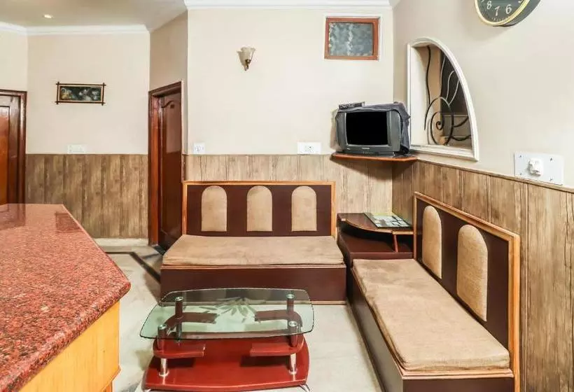 هتل Oyo 25077  Ashoka Regency