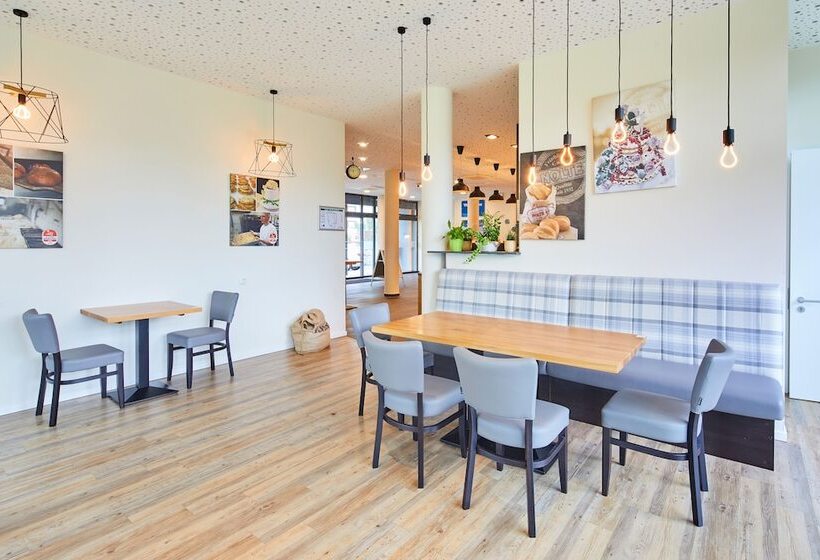 בית מלון כפרי Vr Serviced Apartments Obergeis