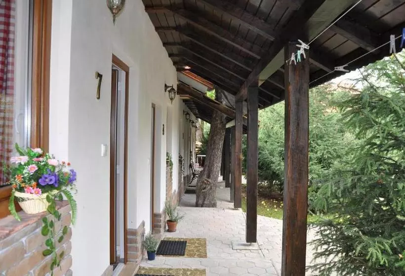 Majatalo András Penzión