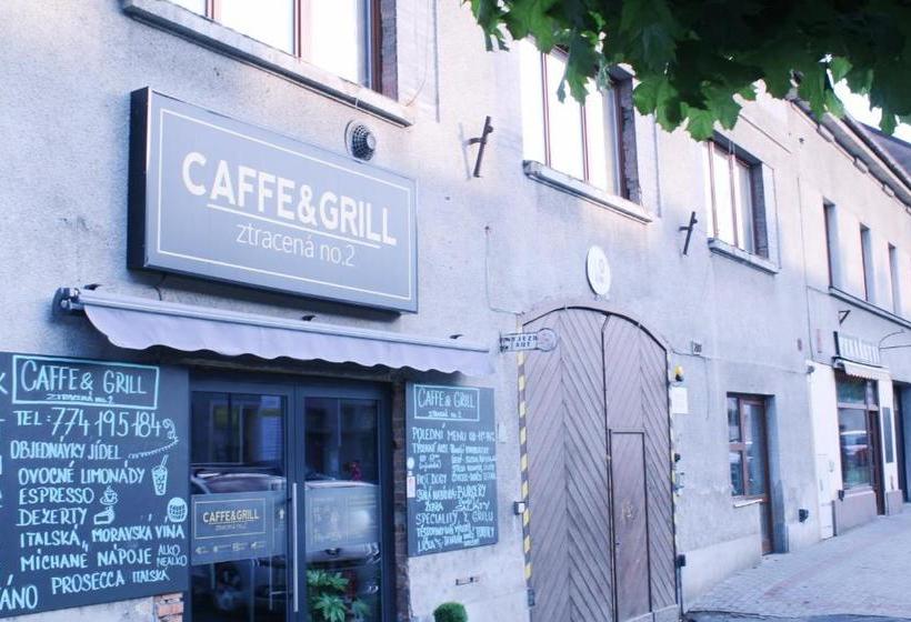 ペンション Apartmány Caffe & Grill