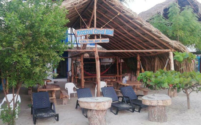 پانسیون Hostal Coral Blue