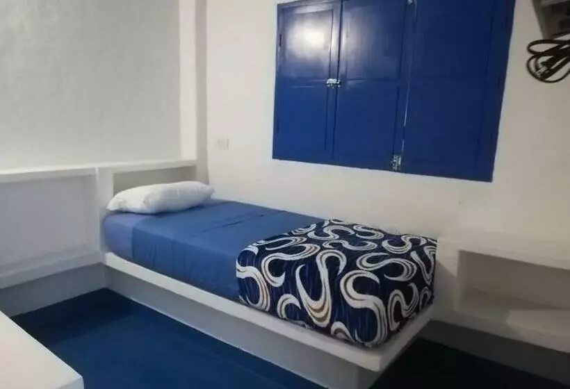 ペンション Hostal Coral Blue