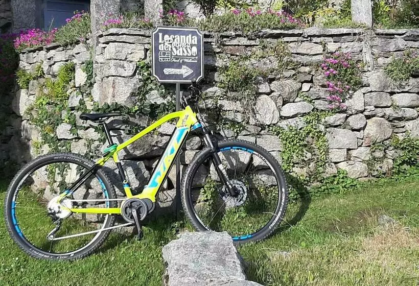 ペンション Locanda Del Sasso Rooms