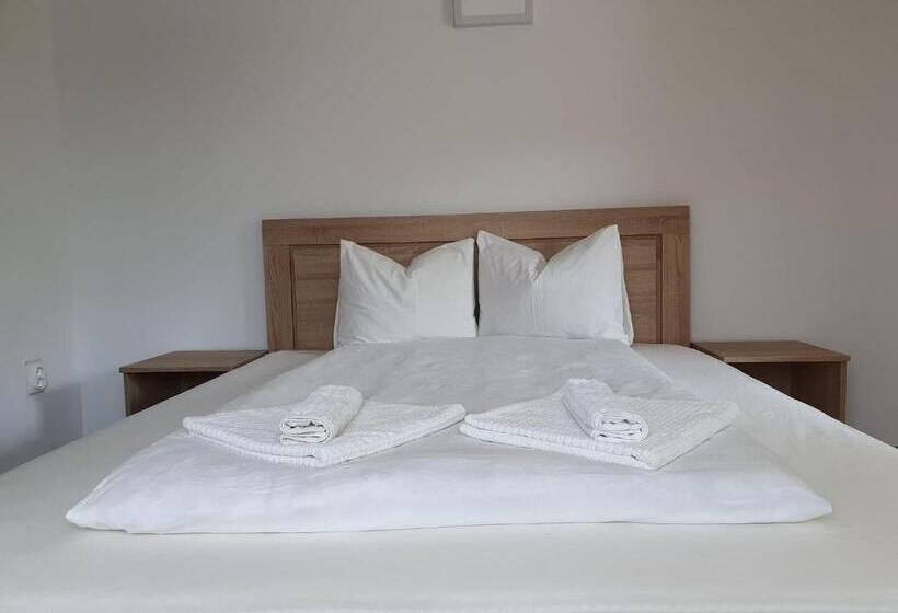 پانسیون Sergilliohouse