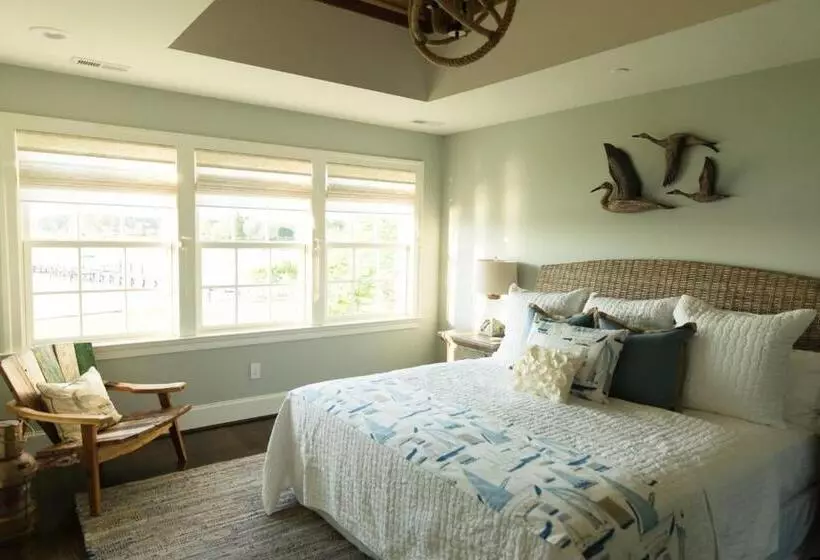 Lomakeskus Inn At Haven Harbour