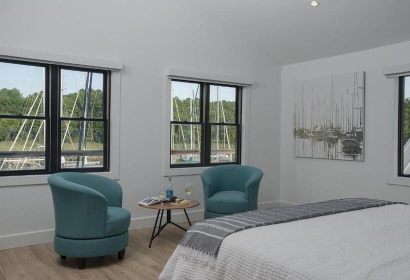 渡假胜地  Inn At Haven Harbour