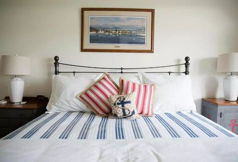 Lomakeskus Inn At Haven Harbour