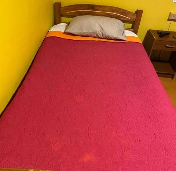 Schronisko Hostal Radal Molina